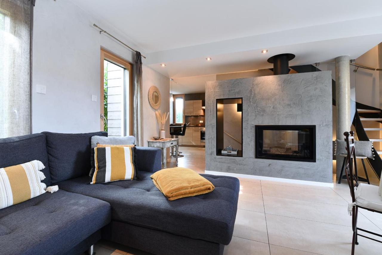 Gite Contemporain L'Hirondelle Guemar Exterior photo
